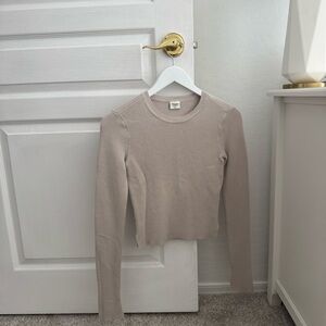 Abercrombie and Fitch Sweater - Size XS
